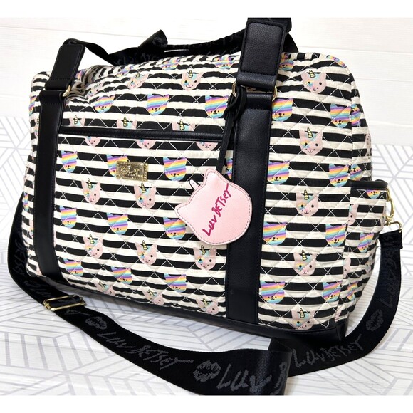Betsey Johnson Kitty Cat Unicorn Weekender Duffle Bag Quilted Travel 14X21X12 - Picture 1 of 15